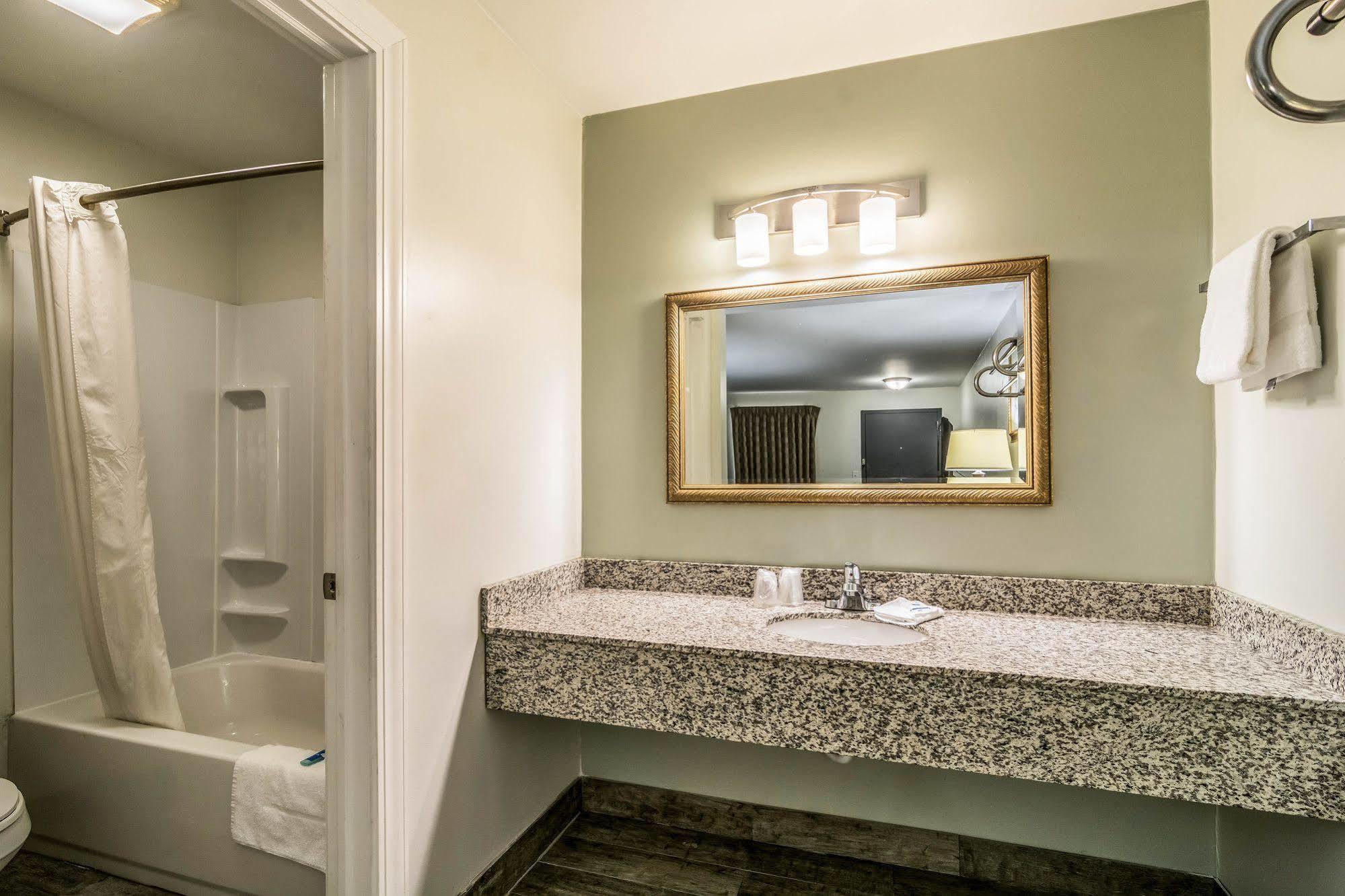 Rodeway Inn Portage Ngoại thất bức ảnh